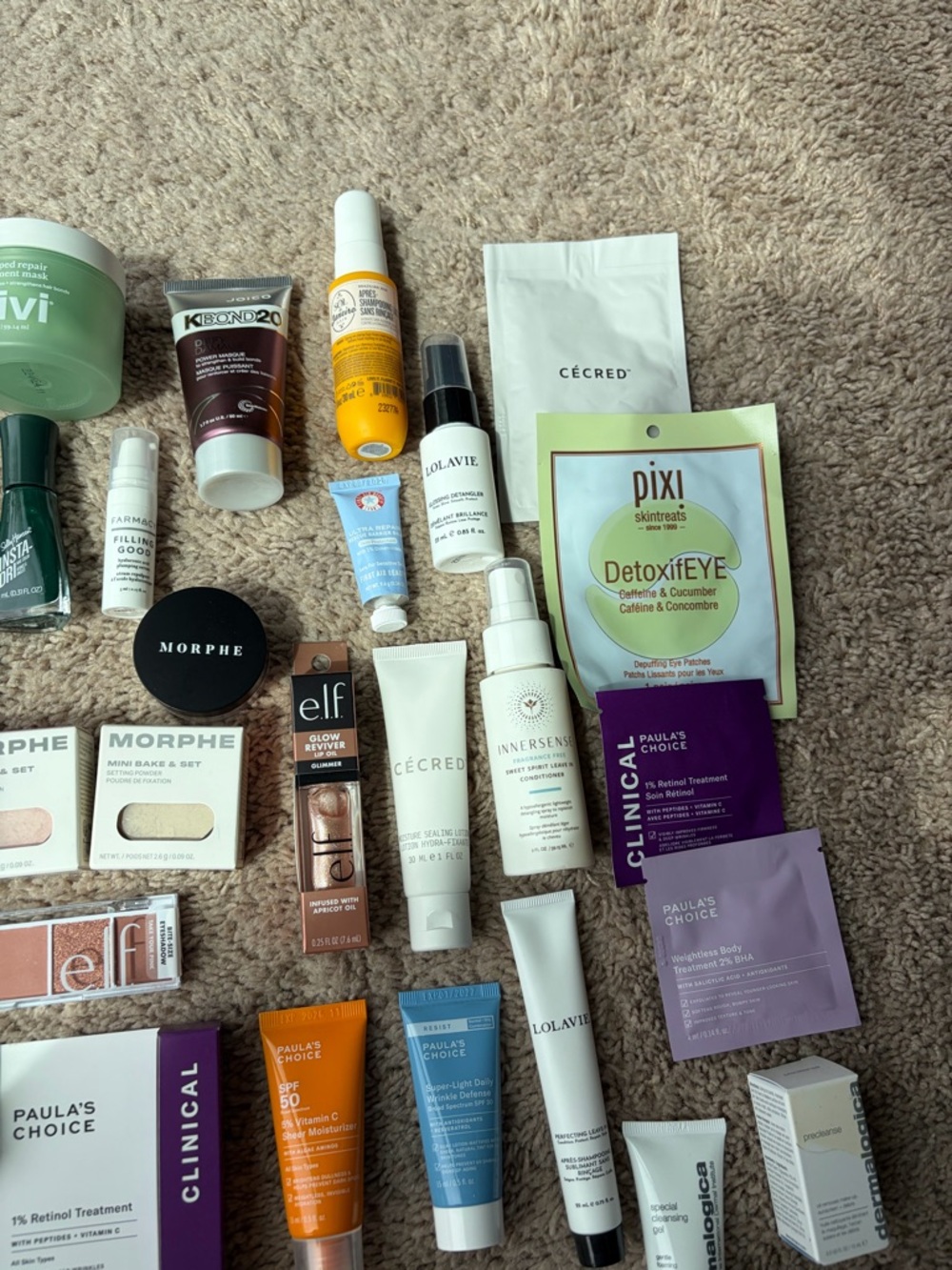 Assorted Beauty & Skincare Sample Lot With Pink Makeup Pouches - Picture 6 of 10